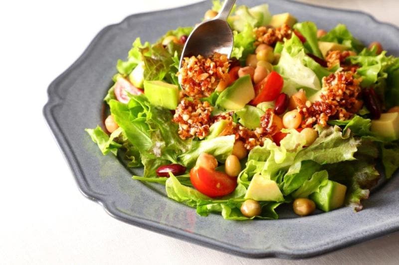 サクサクしょうゆアーモンド トリュフ風味