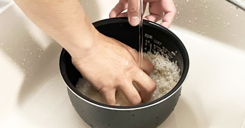 米をとぐイメージ画像